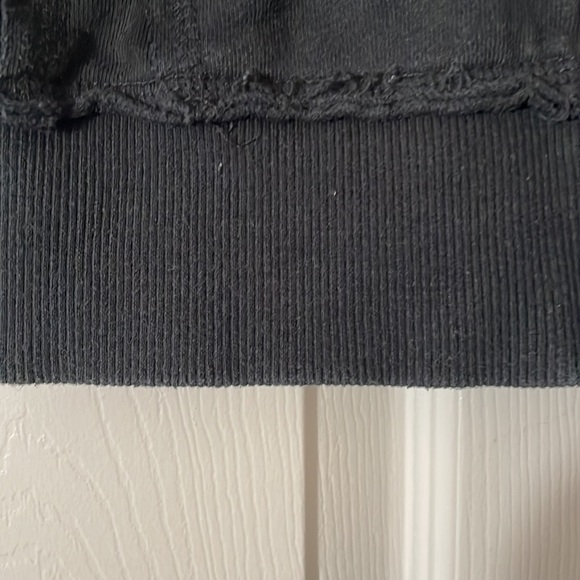 Hard Rock Cafe zip up. Slim fit. - Picture 7 of 7